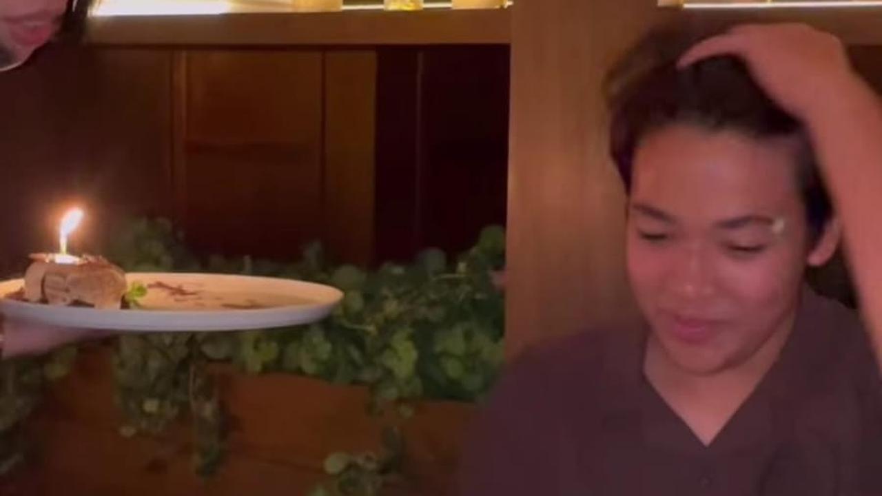Potret Cut Tari dan Richard Kevin Rayakan Ulang Tahun Anak, Lakukan Dinner Keluarga