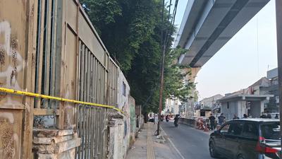 Bentrokan Antarwarga Tewaskan Satu Orang, Jalan Tambak Masih Dijaga Ketat
