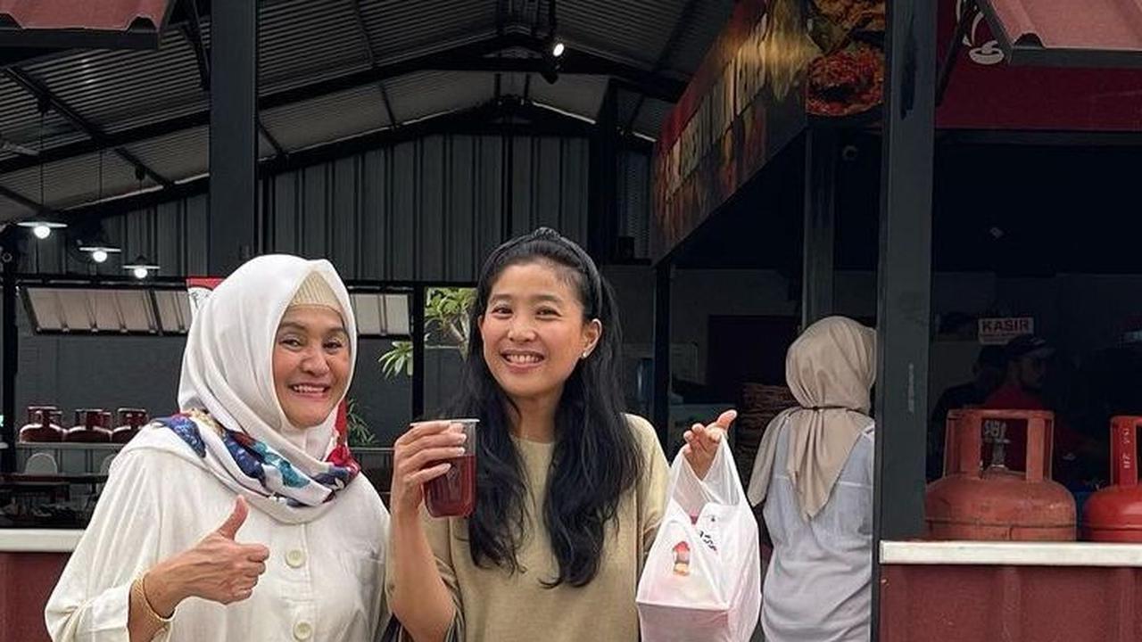 Nikmati Berburu Kuliner Lokal Bareng Ibunda Tercinta