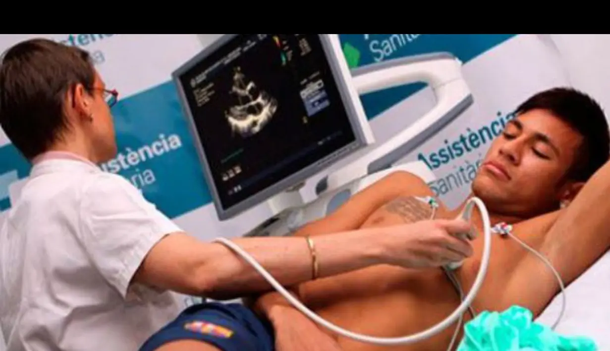 Neymar Jr pemain bintang asal Brasil punya kisah memilukan ketika kecil. Foto diambil ketika Neymar terkena anemia (6/8/2013) (www.subrayado.com.uy)