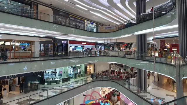 Kondisi mal di Jakarta saat gempa mengguncang