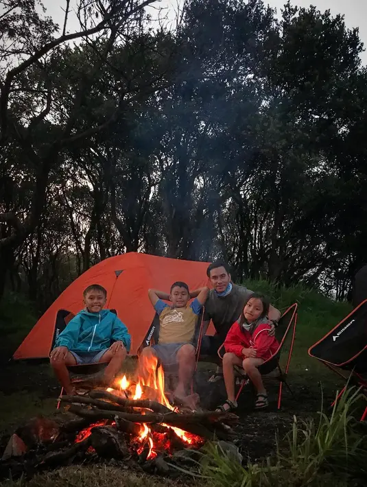 (Instagram/darius_sinathrya)