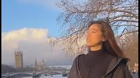Meski tak terlihat lagi beberapa bulan belakangan ini, Amanda kerap membagikan kegiatannya melalui akun instagramnya. [Instagram/amandacaesaa]