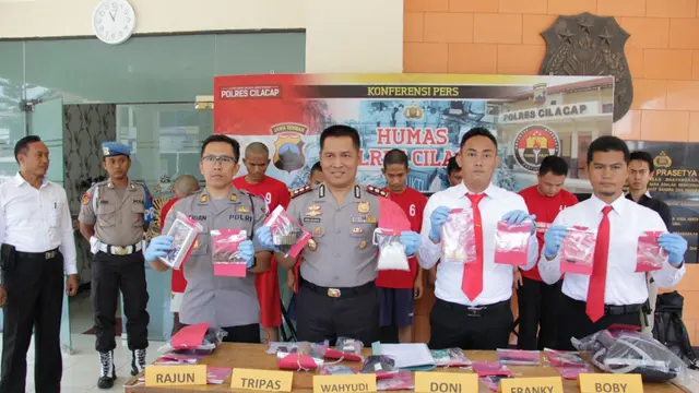 Polres Cilacap mengungkap sindikat narkoba Banyumas dan Cilacap. (Foto: Liputan6.com/Polres Cilacap/Muhamad Ridlo).