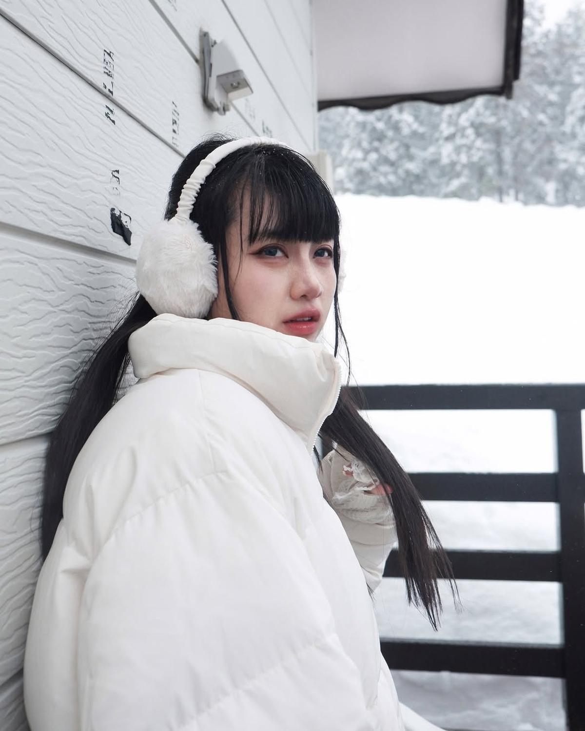 Inspirasi Outfit Korean Look ala Ghea Indrawari, Bikin Tampilan Makin Cantik dan Modis