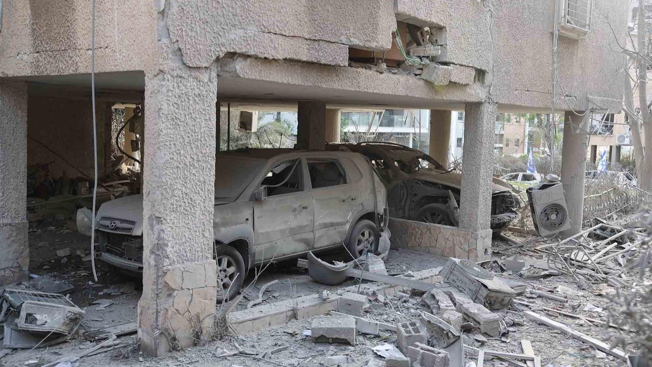 FOTO: Seperti di Kota Gaza, Begini Kondisi di Kota Rahmat Gan Israel Yang Hancur Lebur Dirudal Iran