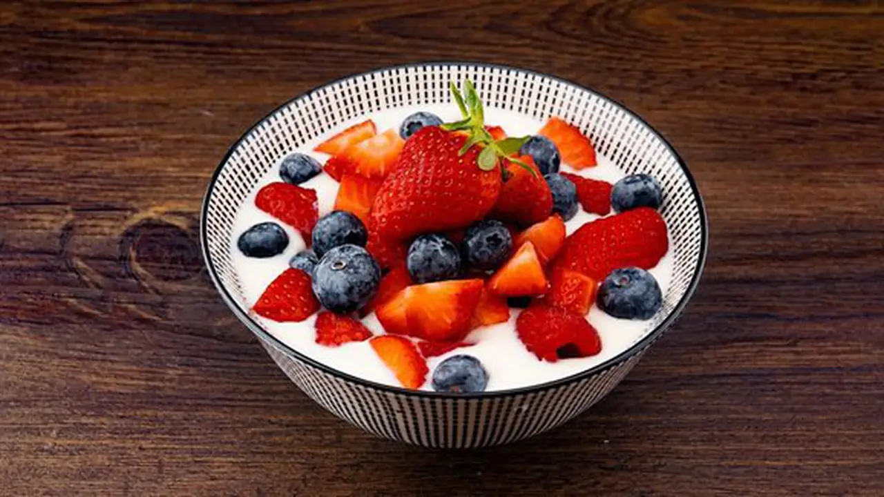 Makanan saat hamil/copyright Unsplash.com/Wesual Click