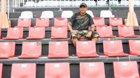 Pelatih Rahmad Darmawan saat  berada di Stadion Sultan Ismail Nasiruddin Shah adalah kandang T-Team, Kuala Terengganu, Malaysia, Selasa (26/01/2016). (Bola.com/Nicklas Hanoatubun)