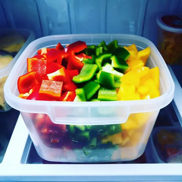 Potongan Paprika di dalam Freezer