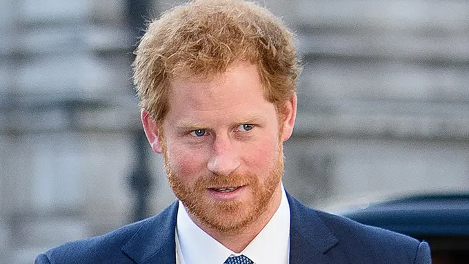 Pangera Harry tak terima kekasihnya Meghan Markle diberitakan negatif. (AFP/Bintang.com)