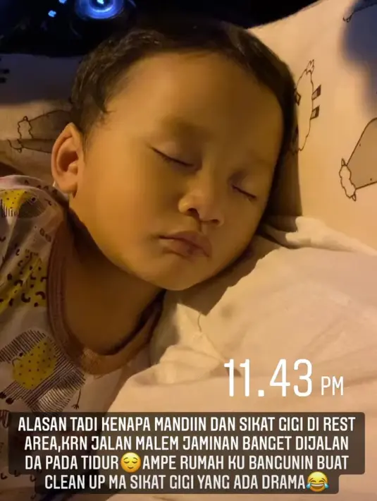 Hanung Bramantyo dan Zaskia Adya Mecca (Instagram/zaskiadyamecca)