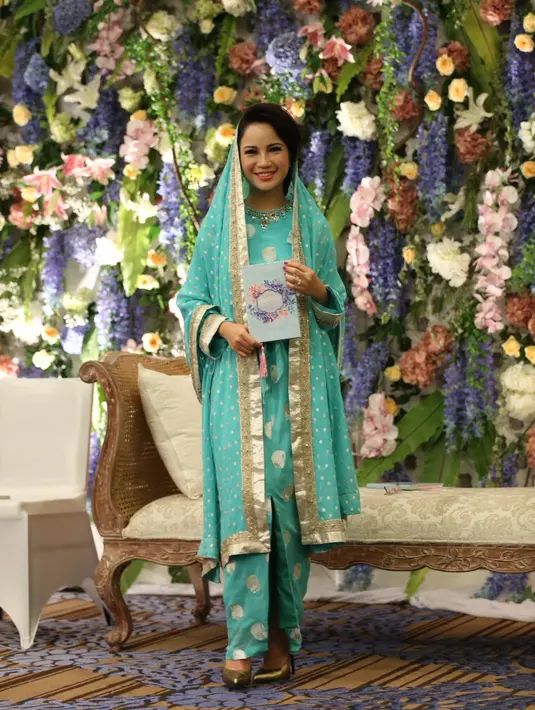 Chacha Frederica menggelar acara pengajian demi kelancaran pernikahannya. Acara ini berlangsung di Fairmont Hotel, Jakarta Selatan, Sabtu (22/8/2015). (Galih W. Satria/Bintang.com)