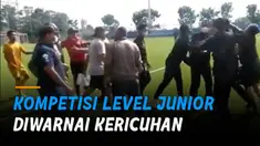 Sejumlah pemain dan ofisial Bhayangkara berusaha menyerang wasit karena kepemimpinannya dinilai mengecewakan.