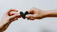50 Giving Quotes to Inspire You to Help and Share With Other People