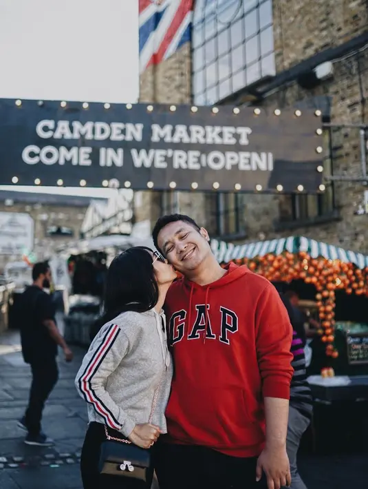 Gilang Dirga dan Adiezty Ferza (Instagram/adieztyfersa)