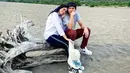 <p>Pasangan muda Dul Jaelani dan Tissa Biani yang tengah dimabuk asmara kerap meluangkan waktu untuk bersama, di sela kesibukan mereka sebagai entertainer. (FOTO: instagram.com/duljaelani/)</p>