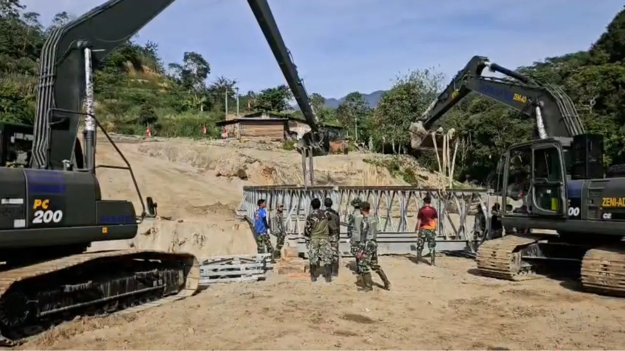 Pembangunan jembatan bailey di Aceh terus dikebut untuk memulihkan konektivitas pascabencana.(Ist)