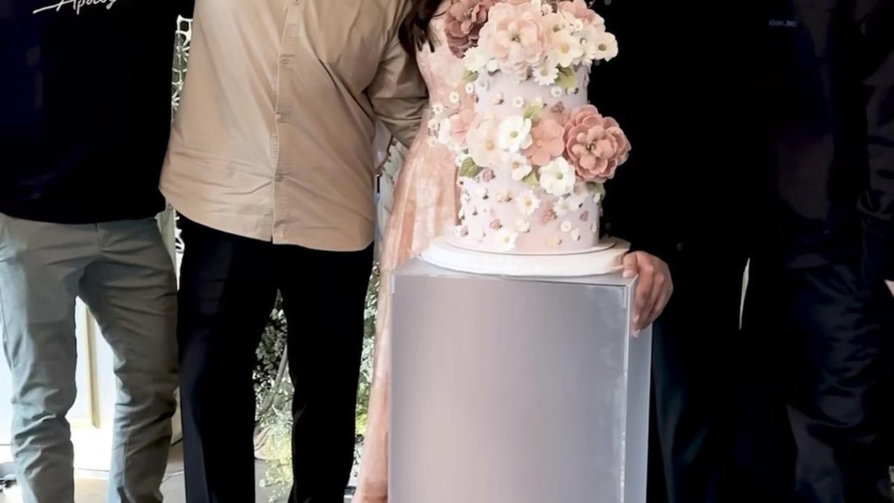 Selamat ulang tahun Raline Shah