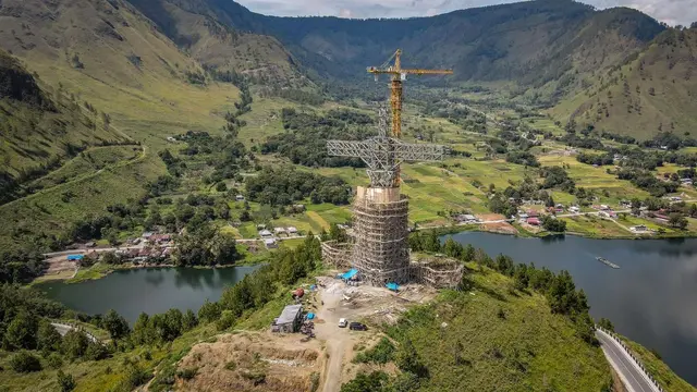 Panas Ekstrem Picu Kebakaran di Sekitar Danau Toba, Salah Satunya Timpa Bukit Tempat Kemping