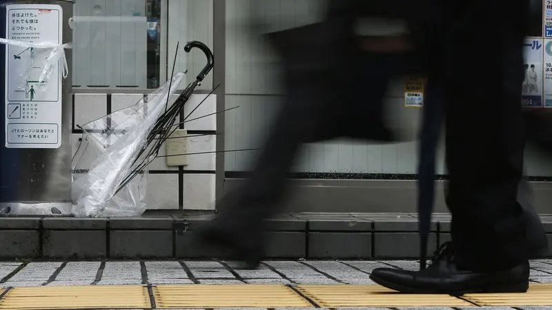 Topan  Phanfone di Jepang