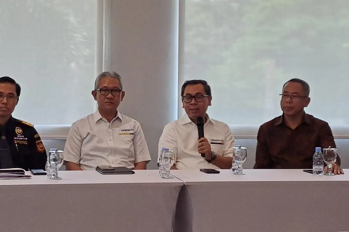 Stafsus Menkeu: Bea dan Cukai Bukan Keranjang Sampah