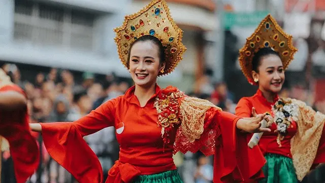 5 Potret Kemeriahan Festival Internasional Lintas Budaya Surabaya 2019