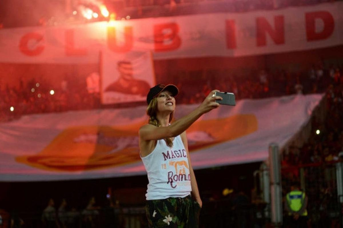 Aksi Totti dkk di laga AS Roma Indonesia Day 2015
