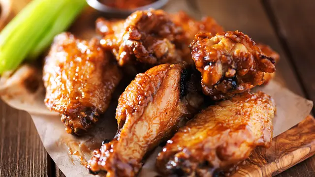 Biar Empuk dan Nggak Keras, Begini Cara Memasak Daging Ayam yang Benar