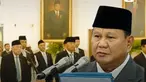 Presiden Prabowo Subianto resmi melantik 26 anggota Dewan Pertimbangan Presiden (Wantimpres) di Istana Negara, Jakarta, Jumat (2/10/2026). Pelantikan ini berdasarkan Keputusan Presiden (Keppres) Nomor 107/P/2026 dan menjadi momentum perdana Prabowo membentuk struktur Wantimpres dalam pemerintahan...