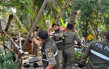 Satpol PP Tertibkan Bangunan Liar Jakarta Pusat, Eks Lokasi Minuman Keras Disulap Jadi Taman