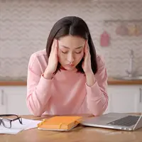 Ilustrasi mengalami Quarter Life Crisis/copyright shutterstock