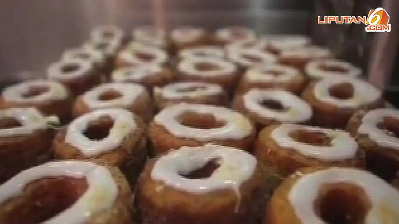 cronut-140112b.jpg