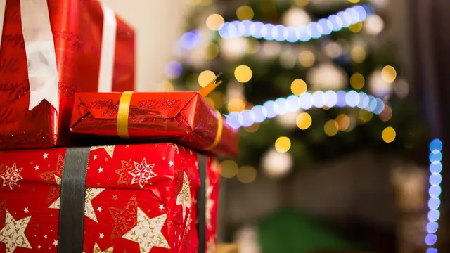 Kado Natal yang Seru Sekaligus Menyebalkan