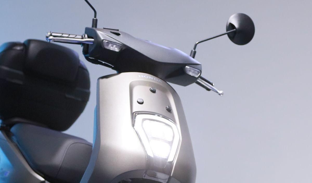 Harga Honda EM1 e: dan EM1 e: Plus April 2024
