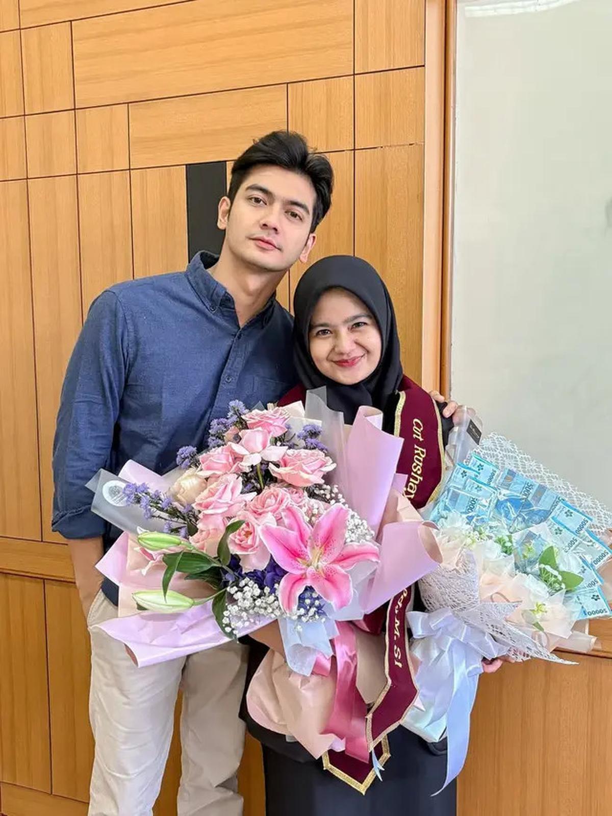 Foto Adik Kandung Tengku Ryan Lulus S2 IPB, Inspiratif Bikin Bangga