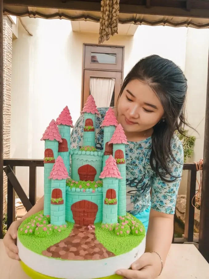 Diary Fimela: Odetta Jeffin