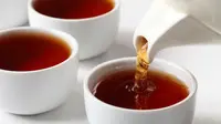 Tak melulu teh hijau yang baik, teh hitam juga baik untuk tubuh. 