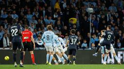 Valverde mencetak gol kemenangan dari luar kotak penalti setelah memanfaatkan blunder dari pemain tuan rumah. (AP Photo/Lalo R. Villar)