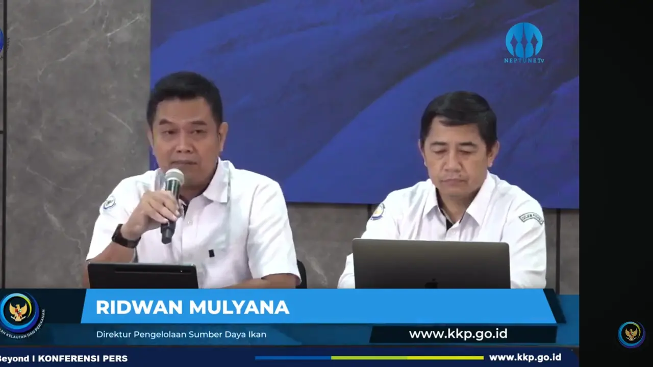 Direktur Pengelolaan Sumber Daya Ikan KKP, Ridwan Mulyana dalam Konferensi Pers bertajuk Memacu Hulu-Hilir Bisnis Perikanan Tuna Indonesia, di Kantor KKP, Jakarta, dikutip Jumat (21/6/2024). (Arief/Liputan6.com)