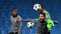 Manchester City resmi mengamankan jasa pemain asal Portugal, Bernardo Silva, setelah menebusnya dari AS Monaco dengan harga 43 juta poundsterling (Rp 732,09 miliar). (AFP/Paul Ellis)