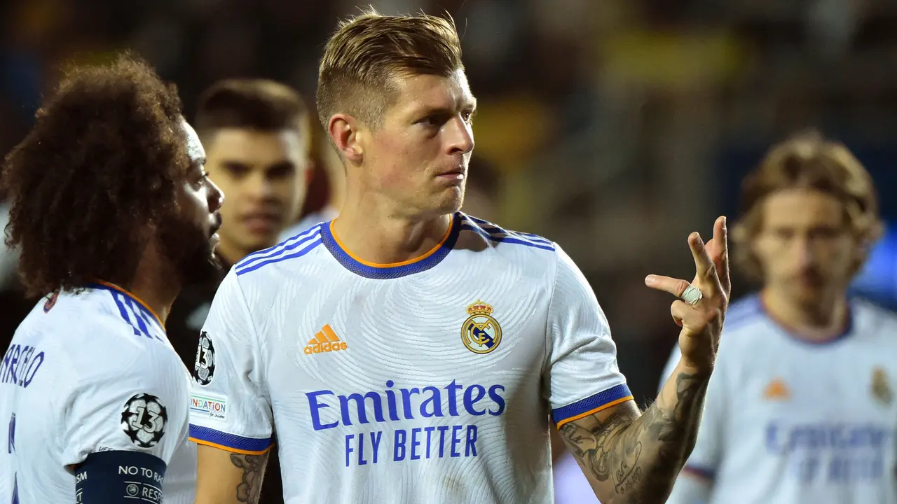 Foto: 5 Gelandang Terbaik di Fase Grup Liga Champions 2021 / 2022