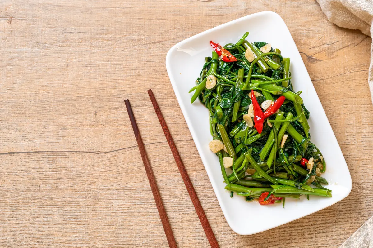 tumis kangkung