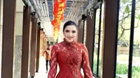 7 Referensi Kebaya Elegan Ashanty yang Tampil Klasik tapi Tetap Modern