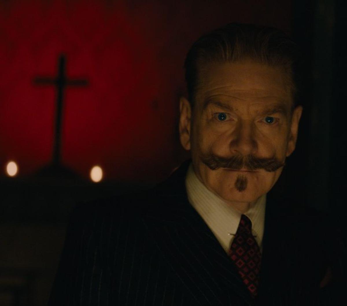 5. Hercule Poirot adalah Karakter Fiktif Pertama yang Dibuatkan Orbituari di Surat Kabar