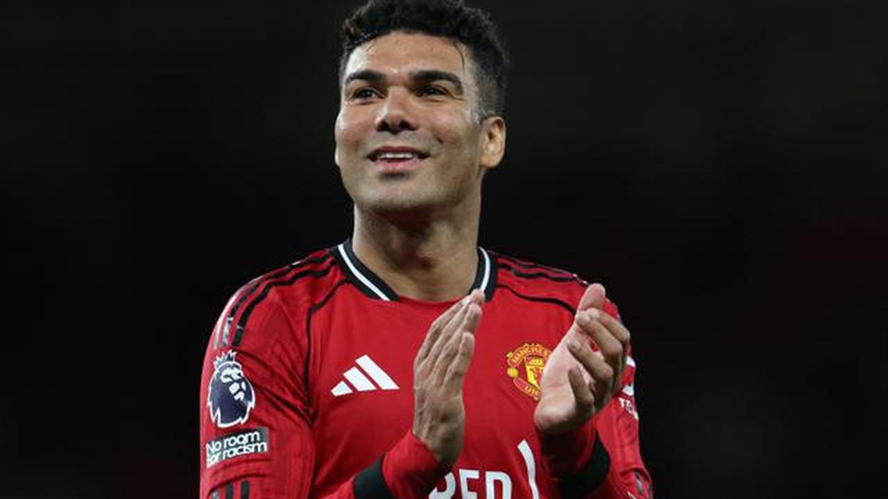 Casemiro Sindir Jamie Carragher, Sebut Kritik Keras Legenda Liverpool Itu Penuh Kegetiran