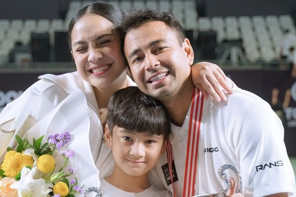 8 Momen Kemenangan Raffi Ahmad di Tiba-Tiba Tenis Lawan Desta, Berlangsung Meriah