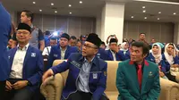 Ketua Umum PAN Zulkifli Hasan dan Ketum Partai Idaman Rhoma Irama (Liputan6.com/Lizsa Egeham)