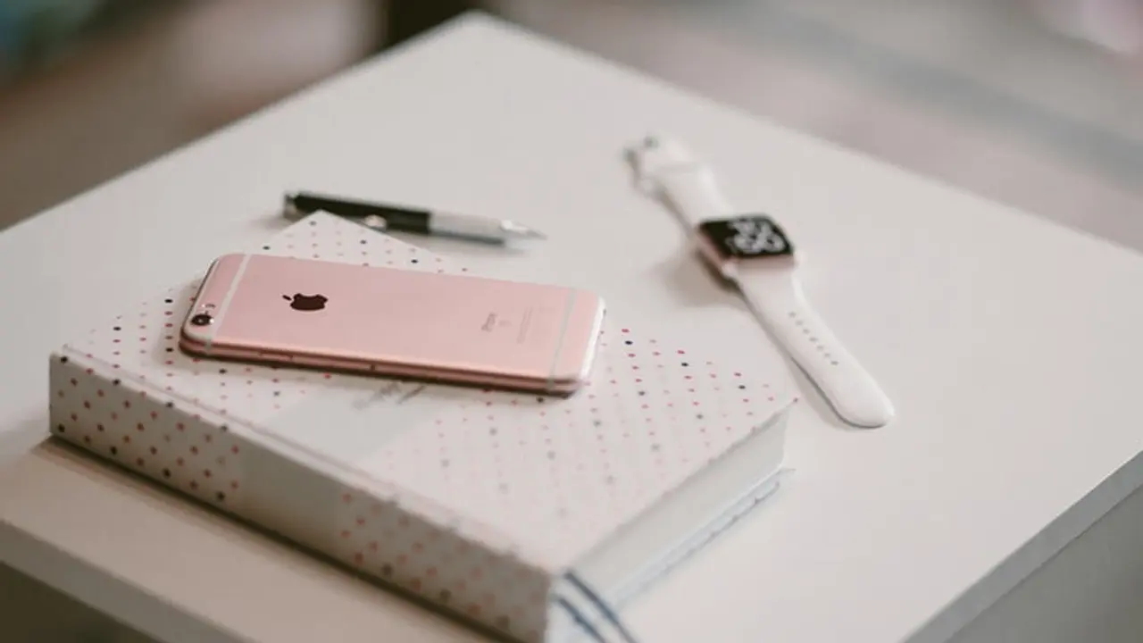Ilustrasi Gadget