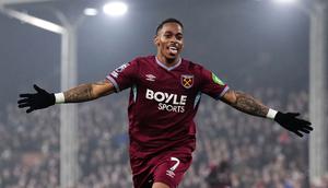 Meskipun begitu, West Ham berhasil mencuri gol pada menit ke-65 melalui Crysencio Summerville. (AP Photo/PA/John Walton)