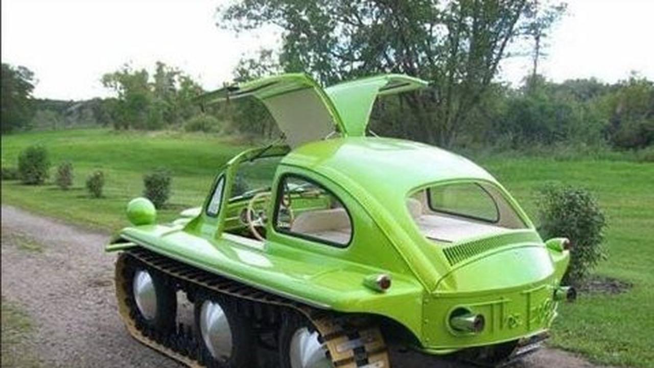 Mobil atau Traktor?